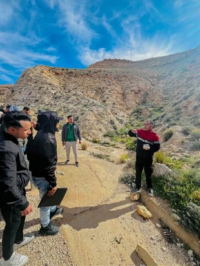 زيارة علمية ميدانية لقسم الجيولوجيا بكلية العلوم صبراتة إلى منطقة الرابطة